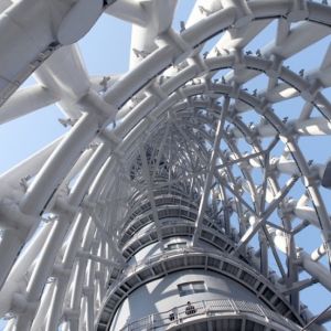 广州塔异形钢结构焊接工程